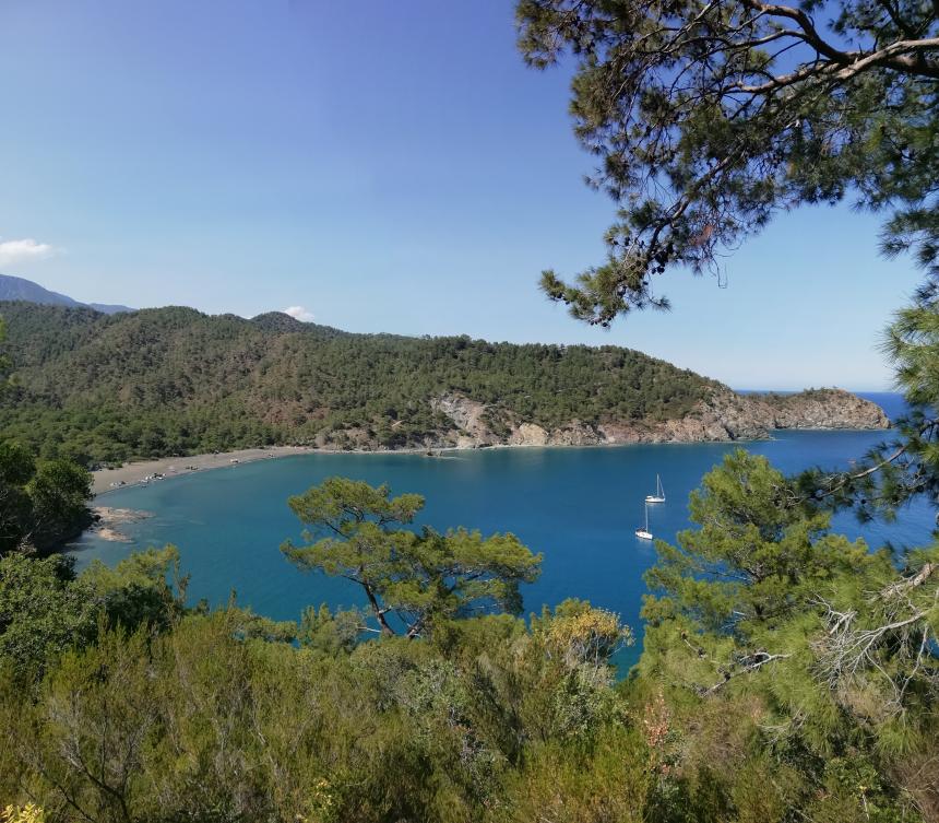 Kleopatra Koyu, Kleopatra Koyu Tekirova, Kleopatra Koyu Kemer, Kleopatra Koyu Antalya, Kemer Kleopatra Koyu, Tekirova Kleopatra Koyu, Kleopatra Koyu nerede, Kleopatra Koyu nasıl gidilir, Kleopatra Koyu ulaşım, Kleopatra Koyu giriş ücreti, Kleopatra Koyu denizi, Kleopatra Koyu kamp, Kleopatra Koyu kamp alanı, Kleopatra Koyu Likya Yolu, Tekirova koyları, Kemer koyları, Antalya koyları, Antalya sakin koylar, Kemer sakin koylar, Antalya gizli koylar, Kemer gizli koylar, Antalya ücretsiz koylar, Kemer ücretsiz koylar, Antalya kamp alanları, Kemer kamp alanları, Tekirova kamp alanları, Likya Yolu Tekirova, Likya Yolu Kemer, Antalya denize girilecek yerler, Kemer denize girilecek yerler, Tekirova denize girilecek yerler, Antalya gezilecek yerler, Kemer gezilecek yerler, Tekirova gezilecek yerler, Kleopatra Koyu tekne ulaşım, Kleopatra Koyu yürüyüş, Kleopatra Koyu araba ile gidilir mi